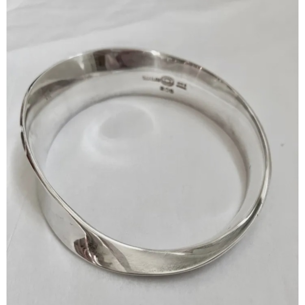 Georg Jensen möbius silver bangle bracelet authentic